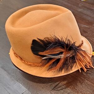 Frangi Vtg. Made In Italy, 100% Wool, Camel, Feathered Fedora Hat, OS, 1960's